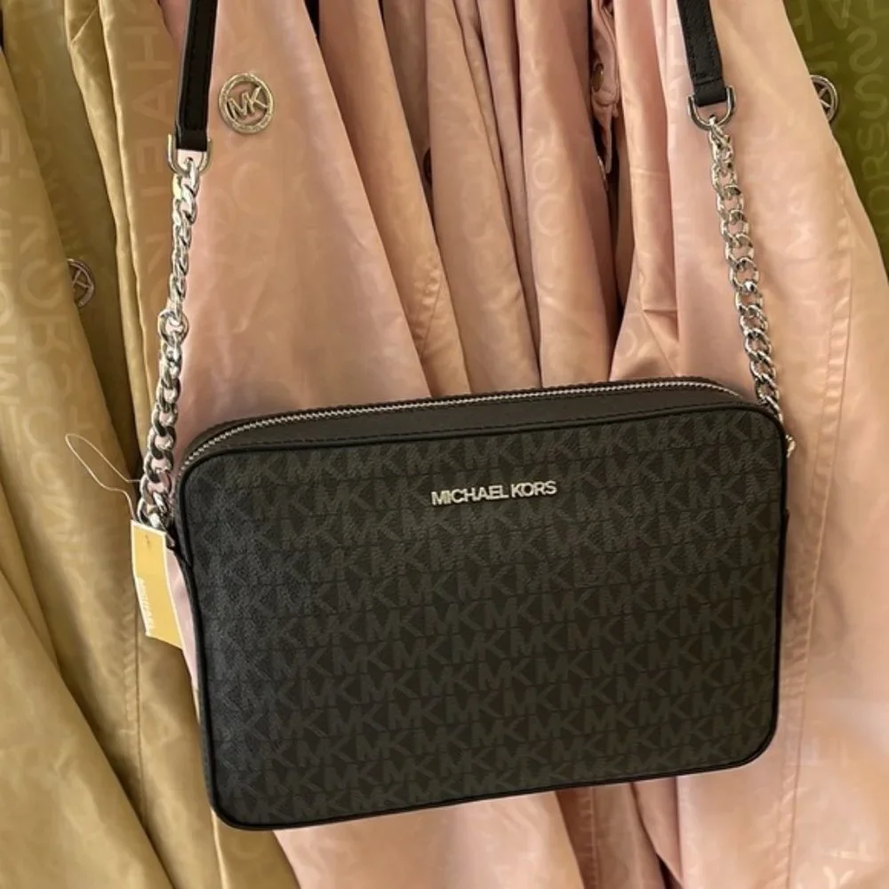 Michael Kors large Jet Set Item EW Crossbody Black